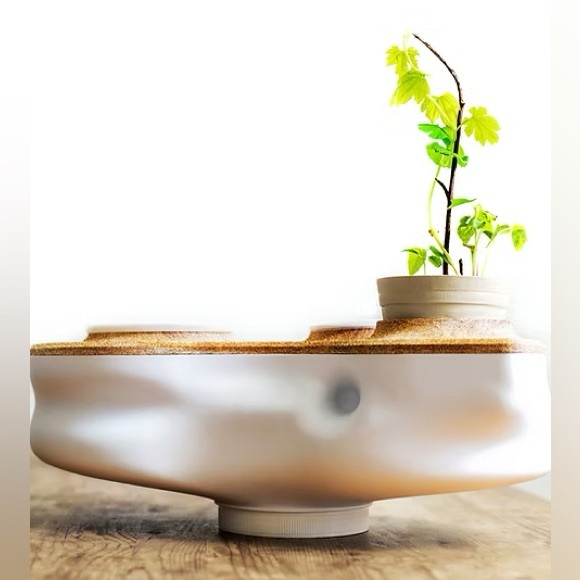 bionicraft Other - NIB Bionicraft Biovessel Living Composter